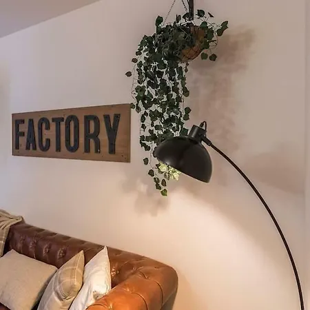 Apartamento De Carácter Moderno By S@h! *